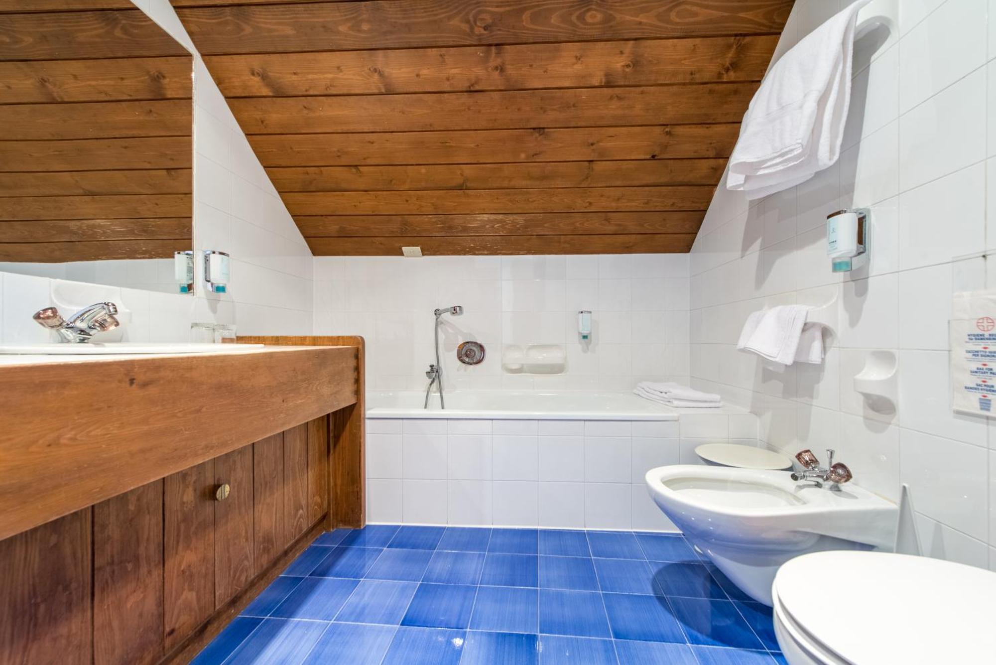 Adler Suite & Stube Villabassa Luaran gambar