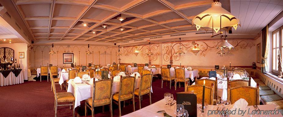 Adler Suite & Stube Villabassa Restoran gambar